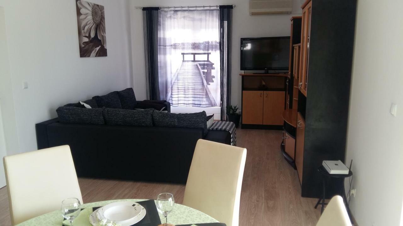 Apartment Ilina Vodice Exterior photo