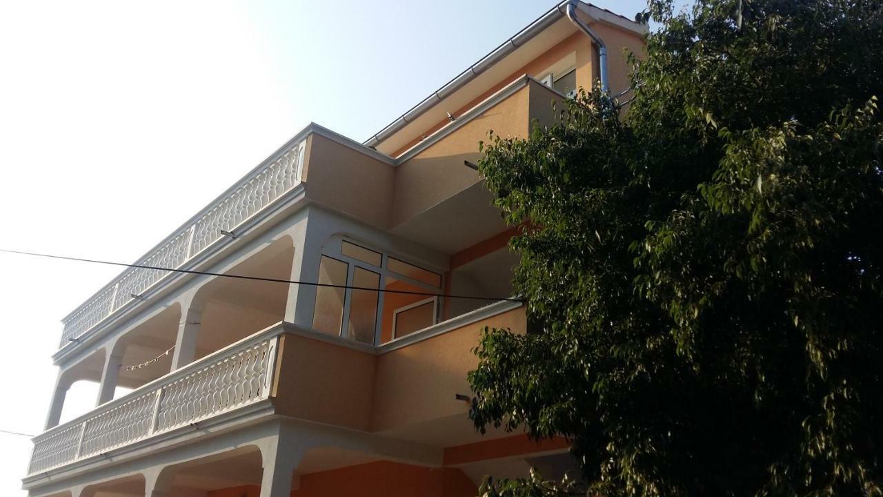Apartment Ilina Vodice Exterior photo