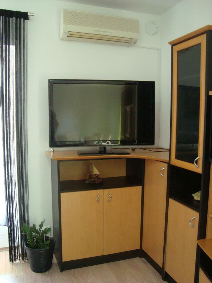 Apartment Ilina Vodice Exterior photo